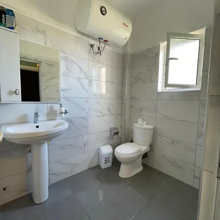 A&a * Sarandë